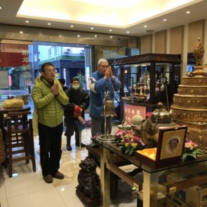 散場後，大家來到財神會館，祈求財富財神護佑加持，福慧圓滿