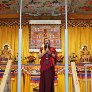 恆性嘉措仁波且在行動佛殿上表示:非常開心有這麼多民眾一起參加世界佛教正心會 行動佛殿 佛光遍照 環島祈福法會,從6月15日啟動到現在,已經是台北市第四站,我們衷心希望每個人都能快樂出門,平安回家。恭請 南無第三世多杰羌佛 南無本師釋迦牟尼佛願國泰民安,世界和平,仁波且並帶領大家喊出心願:團結和諧包容! 恆性嘉措仁波且在行動佛殿上表示:非常開心有這麼多民眾一起參加世界佛教正心會 行動佛殿 佛光遍照 環島祈福法會,從6月15日啟動到現在,已經是台北市第四站,我們衷心希望每個人都能快樂出門,平安回家。恭請 南無第三世多杰羌佛 南無本師釋迦牟尼佛願國泰民安,世界和平,仁波且並帶領大家喊出心願:團結和諧包容!