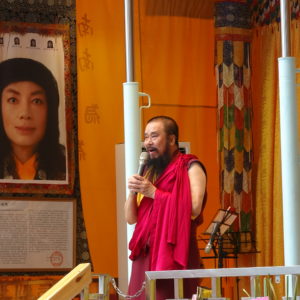 世界佛教正心會指導上師恆性嘉措仁波且表示,特別感謝基隆市政府的協助,讓行動佛殿法會之行得以順利在基隆市舉辦,行動佛殿所到之處集結眾人的善念讓社會祥和、繁榮,感恩 南無第三世多杰羌佛 南無釋迦世尊牟尼佛,令我們國泰民安、世界和平,所有眾生光明永昌,如來正法永放光芒。 世界佛教正心會指導上師恆性嘉措仁波且表示,特別感謝基隆市政府的協助,讓行動佛殿法會之行得以順利在基隆市舉辦,行動佛殿所到之處集結眾人的善念讓社會祥和、繁榮,感恩 南無第三世多杰羌佛 南無釋迦世尊牟尼佛,令我們國泰民安、世界和平,所有眾生光明永昌,如來正法永放光芒。