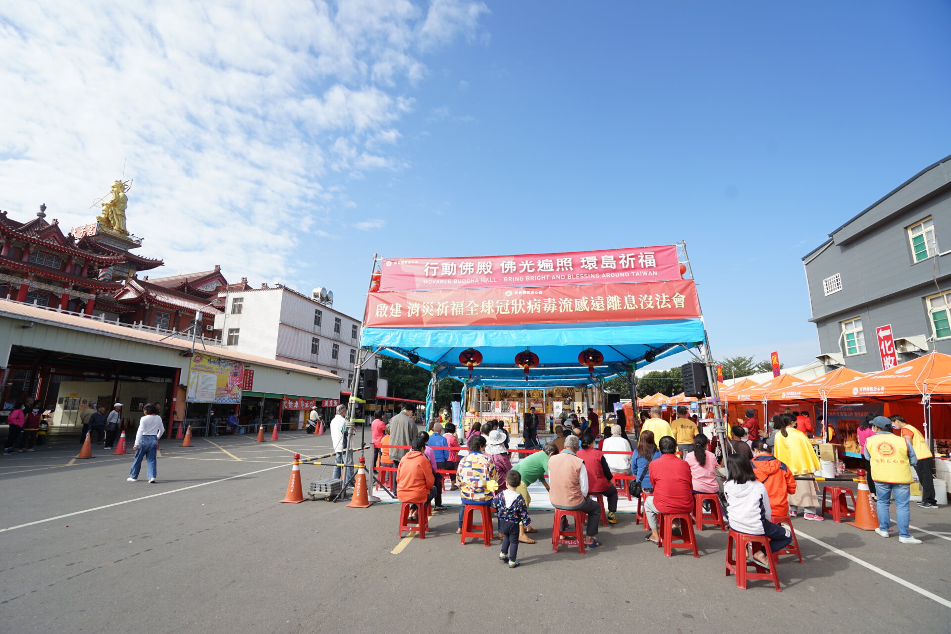 行動佛殿114站臺南新營太子宮旁停車場，