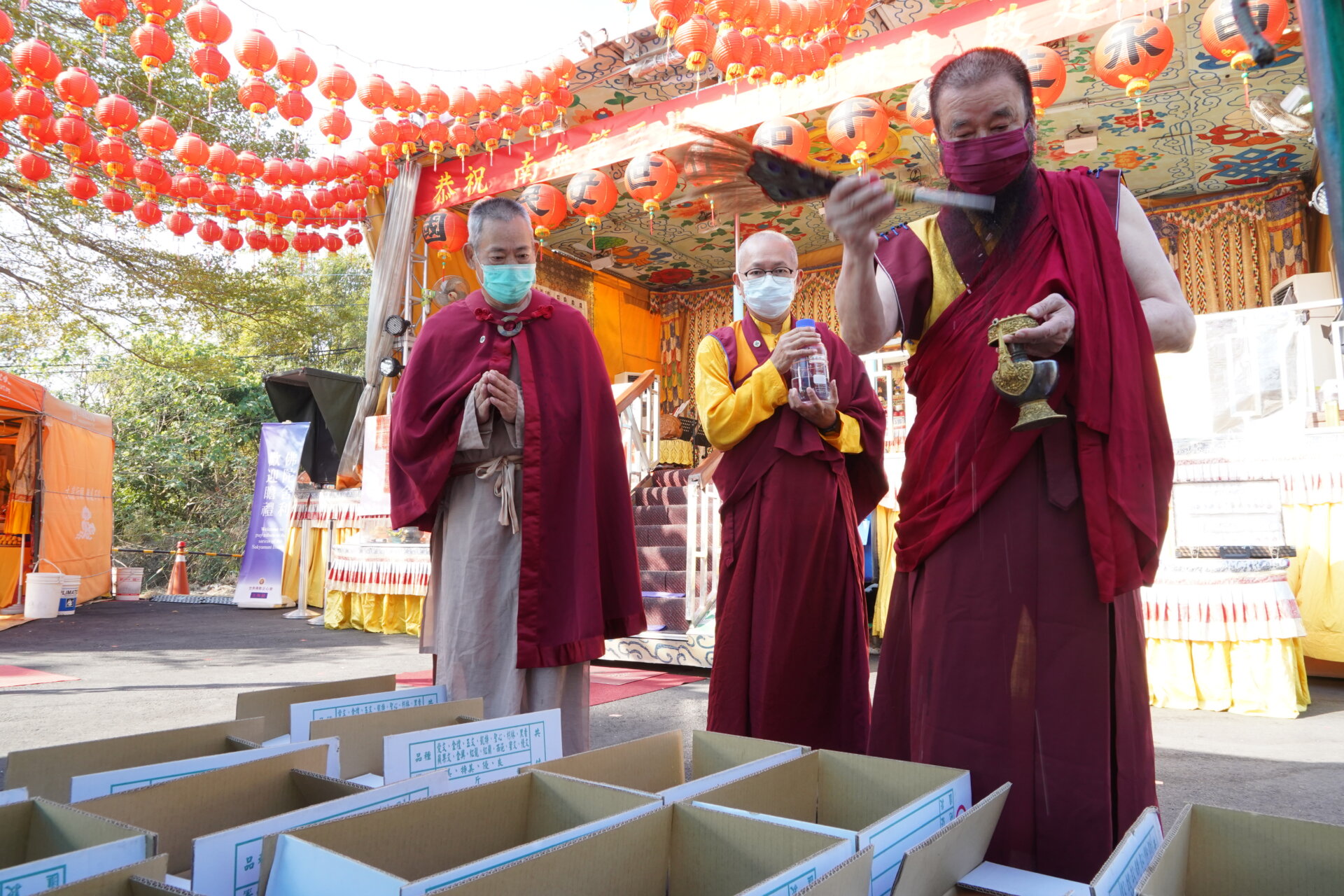 行動佛殿143站台南龍崎，舉辦恭祝南無第三世多杰羌佛日祈福暨護生法會