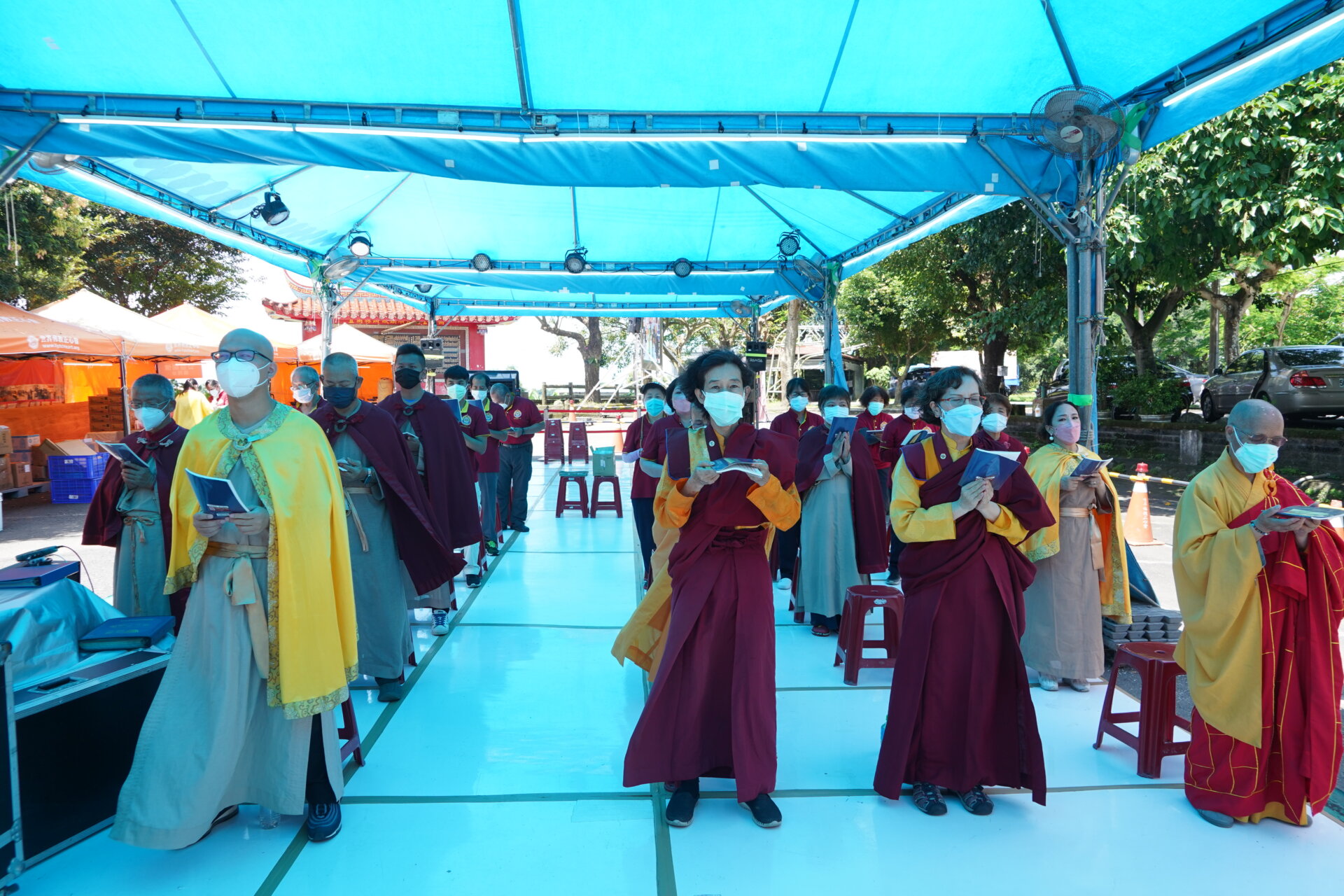 行動佛殿164站宜蘭頭城，眾多信眾參加誦經法會