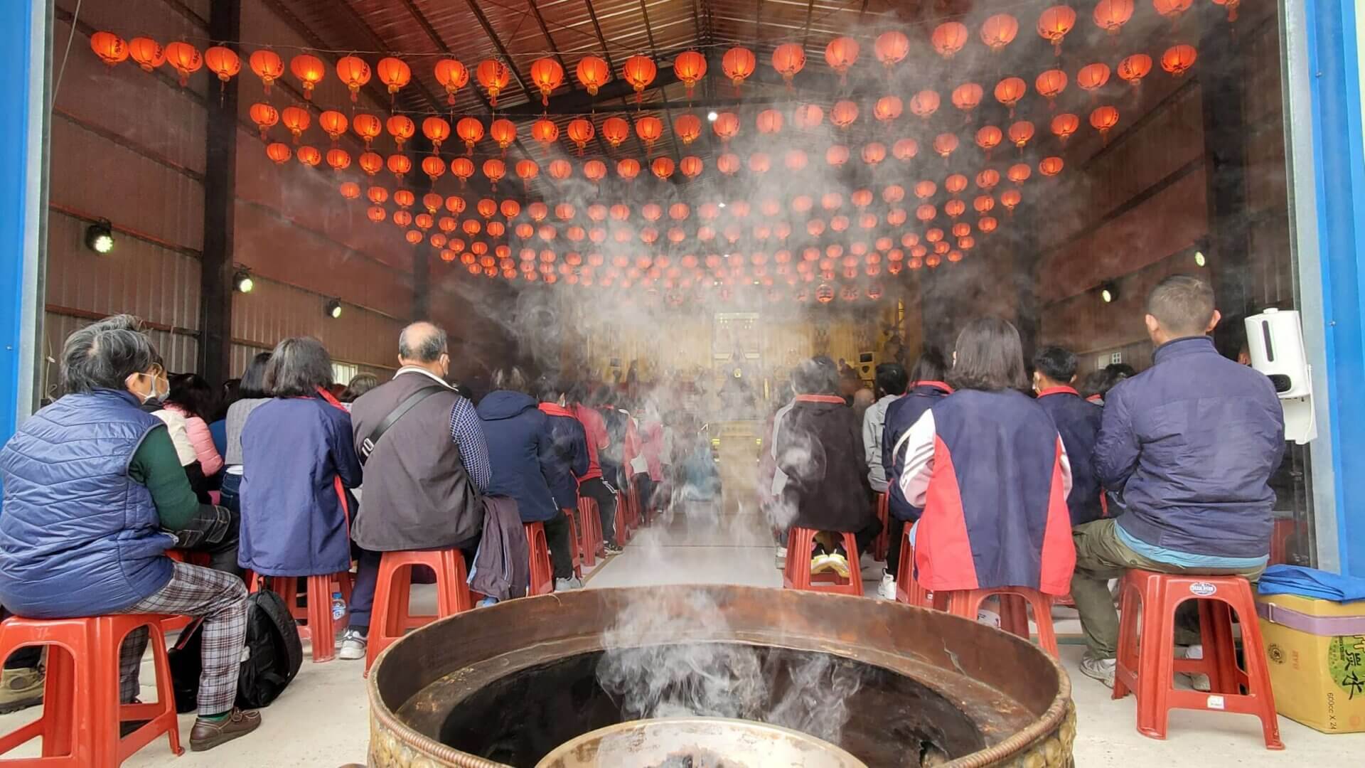 世界佛教正心會啟建新春祈福大法會，香煙裊裊梵音繚繞不絕於耳