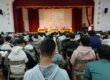 世界佛教正心會在嘉義高中舉辦年度"為學生祈福活動",樹人堂中坐滿了學生、老師及本會師兄姊一同誦經祈福