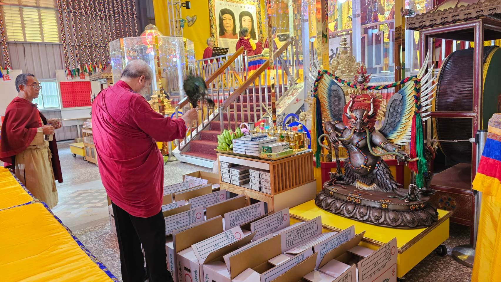 世界佛教正心會舉辦一年一度清明法會，本會指導金剛上師恆性嘉措仁波切法水加持放生地龍