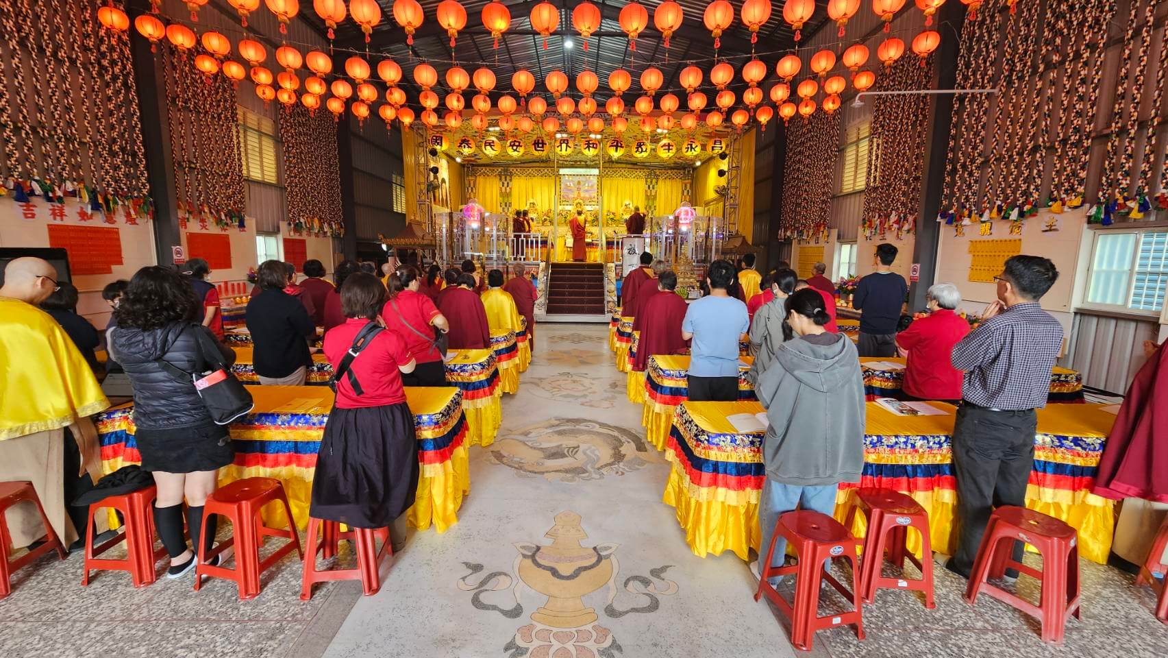 世界佛教正心會舉辦一年一度清明法會，本會指導金剛上師恆性嘉措仁波切帶領弟子們誦經祈福