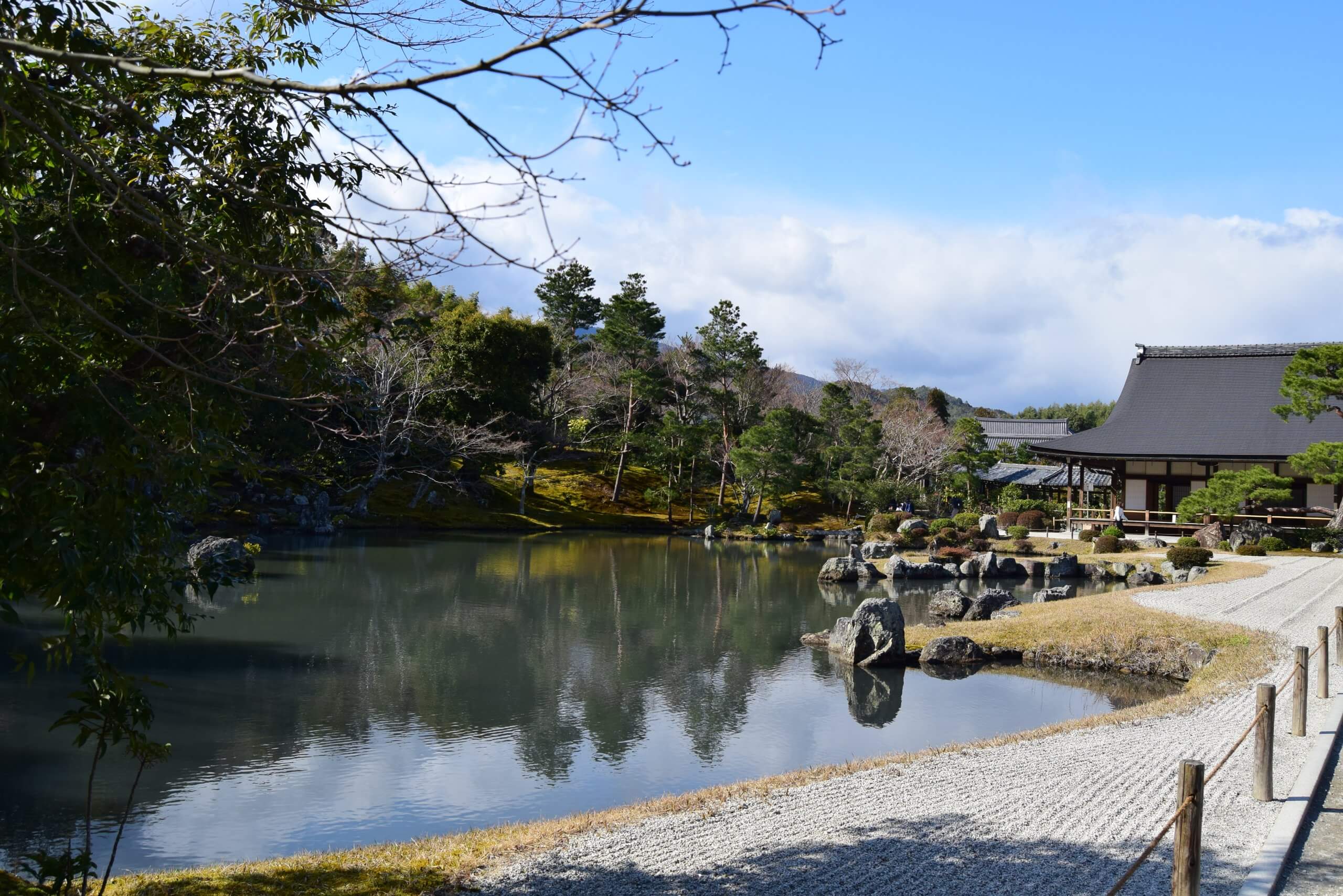 諸惡莫做眾善奉行